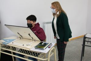Alicia inauguró un nuevo Núcleo Educativo y entregó viviendas en Perito Moreno