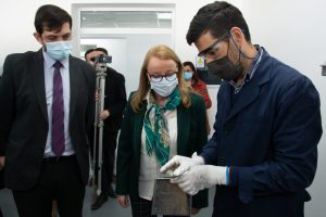 Alicia inauguró un nuevo Núcleo Educativo y entregó viviendas en Perito Moreno