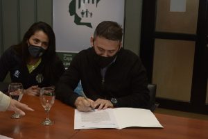 El Gobierno de Santa Cruz firmó nuevos convenios del programa “Descuentos Mayores”