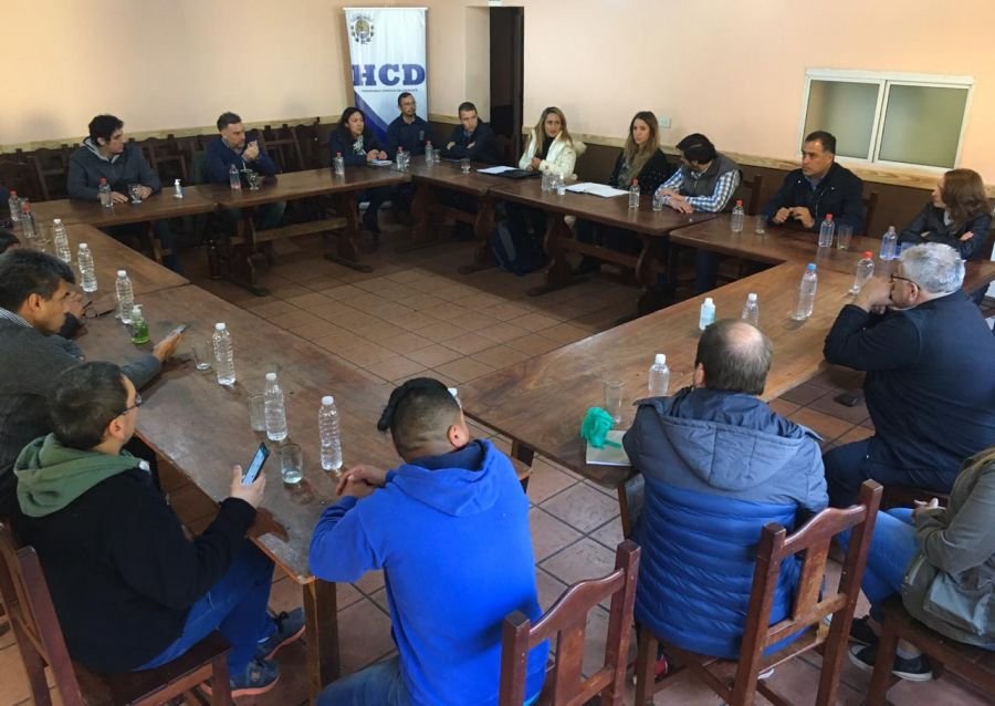 El Estado Provincial articula con los COE de Perito Moreno y Los Antiguos