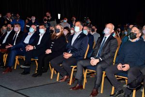 Alicia participó del anuncio de la realización del proyecto “Estaciones de Servicio del Futuro”