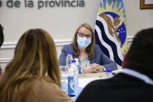 La Gobernadora firmó la ampliación de la prestación de salud en el CEMNPA a jubilados y jubiladas de PAMI