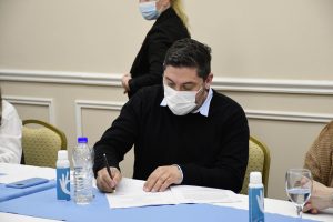La Gobernadora firmó la ampliación de la prestación de salud en el CEMNPA a jubilados y jubiladas de PAMI