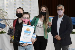 Alicia participó en el acto de entrega de viviendas y certificados de posesión de tierras en Río Gallegos
