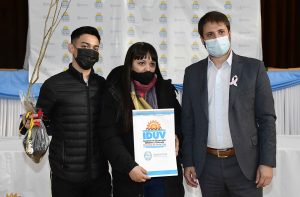 Alicia participó en el acto de entrega de viviendas y certificados de posesión de tierras en Río Gallegos