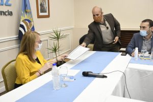 Alicia recibió a especialistas del Instituto Nacional de Prevención Sísmica en Casa de Gobierno
