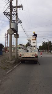Servicios Públicos realiza tareas de saneamiento y energía en Río Gallegos