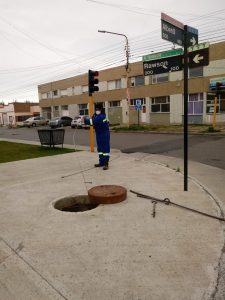 Servicios Públicos realiza tareas de saneamiento y energía en Río Gallegos