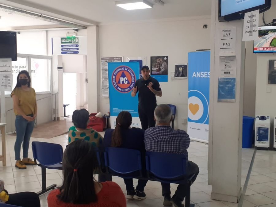 Se brindó capacitación en técnicas de RCP y OVA al personal de ANSES