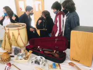 La Escuela Provincial de Música Re Si hizo entrega de instrumentos musicales