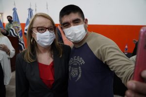 Alicia entregó certificados a técnicos y técnicas en operación y mantenimiento de redes eléctricas