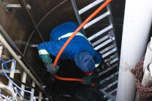 #NosotrosTrabajamosPorVos Servicios Púbicos impulsa plan de mantenimiento de redes cloacales en Río Gallegos