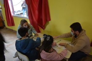 El Gobierno realizó una jornada de vacunación y recreación en el barrio 240 de Río Gallegos