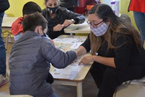 El Gobierno realizó una jornada de vacunación y recreación en el barrio 240 de Río Gallegos
