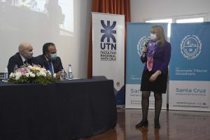 Alicia asistió al cierre de las II Jornada Provincial de Derecho Administrativo