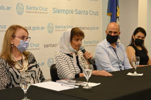 Alicia acompañó a Taty Almeida en la presentación del libro “Alejandro, por siempre amor”