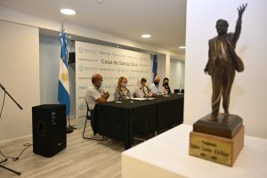 Alicia acompañó a Taty Almeida en la presentación del libro “Alejandro, por siempre amor”