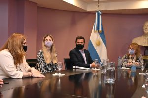 Alicia recibió al director de la Agencia Nacional de Discapacidad en Casa de Santa Cruz