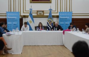 Alicia se reunió con el gabinete para analizar la situación y medidas a tomar