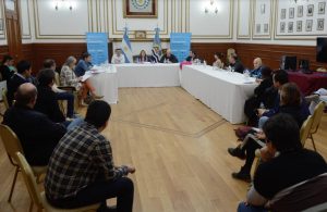 Alicia se reunió con el gabinete para analizar la situación y medidas a tomar