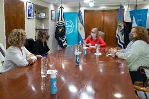 Alicia recibió en audiencia a la campeona de la Fórmula Santacruceña de Automovilismo