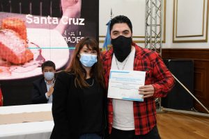 Alicia encabezó el acto de entrega de equipamiento a emprendedorxs de la Economía Social