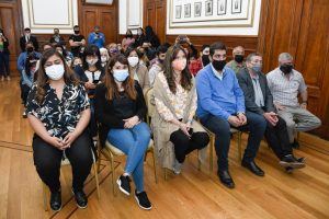 Alicia encabezó el acto de entrega de equipamiento a emprendedorxs de la Economía Social