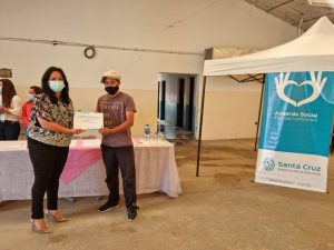 El Gobierno entregó fortalecimientos a emprendedorxs de Caleta Olivia