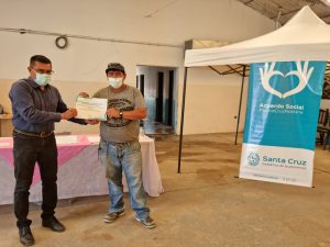 El Gobierno entregó fortalecimientos a emprendedorxs de Caleta Olivia