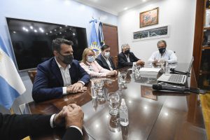 El Gobierno firmó un convenio para suministro de luminarias en Río Gallegos