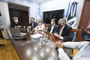 El Gobierno firmó un convenio para suministro de luminarias en Río Gallegos