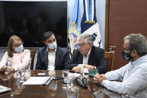 El Gobierno firmó un convenio para suministro de luminarias en Río Gallegos