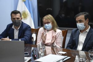 El Gobierno firmó un convenio para suministro de luminarias en Río Gallegos