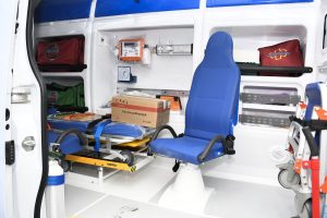 El Gobierno efectivizó la entrega de tres ambulancias de alta complejidad
