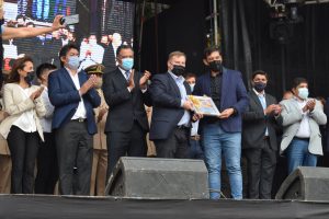 El Gobierno de Santa Cruz acompañó lo actos centrales del 74º Aniversario de Los Antiguos