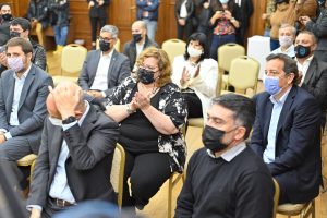 Alicia encabezó el acto de firma de contrato para la finalización de obra en la Ruta Nacional N° 3