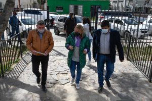 Alicia participó de la jornada de vacunación en la Escuela Primaria Provincial Nº 9 de El Calafate