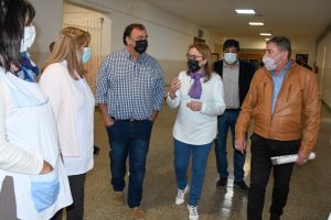 Alicia participó de la jornada de vacunación en la Escuela Primaria Provincial Nº 9 de El Calafate