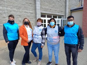 Jornada integral de vacunación en escuelas y barrios de Río Gallegos