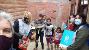 Jornada integral de vacunación en escuelas y barrios de Río Gallegos