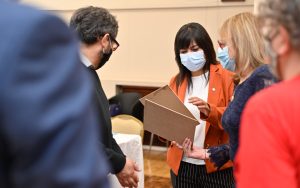 Alicia se reunió con la Comisión Organizadora de la  Conmemoración de los 100 años de las Putas de San Julián