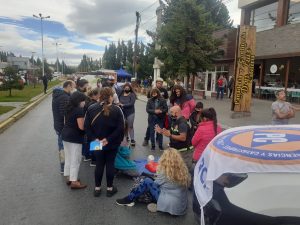 Protección Civil capacita en RCP y OVA a ciudadanos en El Calafate