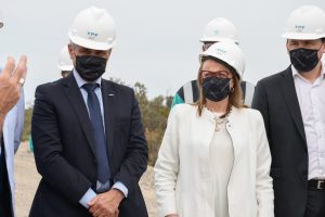 Alicia encabezó la inauguración del Parque Eólico en Cañadón Seco