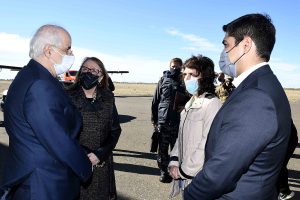 Alicia participó del acto de inauguración del Puente Aéreo Río Gallegos-Río Grande