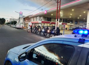 Policía de Santa Cruz realizó importante dispositivo de seguridad en la Noche de las bicicletas 2022