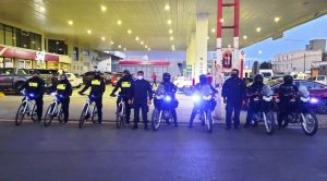 Policía de Santa Cruz realizó importante dispositivo de seguridad en la Noche de las bicicletas 2022