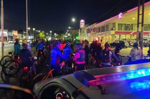 Policía de Santa Cruz realizó importante dispositivo de seguridad en la Noche de las bicicletas 2022