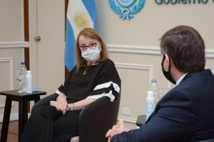 La Gobernadora se reunió con el vicepresidente de la empresa Cerro Vanguardia