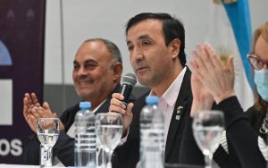 Alicia acompañó la presentación de las unidades de transporte público en Río Gallegos