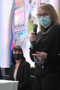 Alicia acompañó la presentación de las unidades de transporte público en Río Gallegos